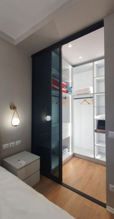 JAPIM ME QIRA APARTAMENT LUKSOZ 1+1 + POST PARKIMI