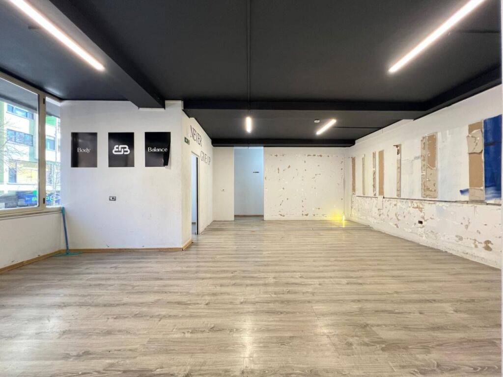 AFFITTO, UFFICIO MODERNO, 120m2, BLLOKU