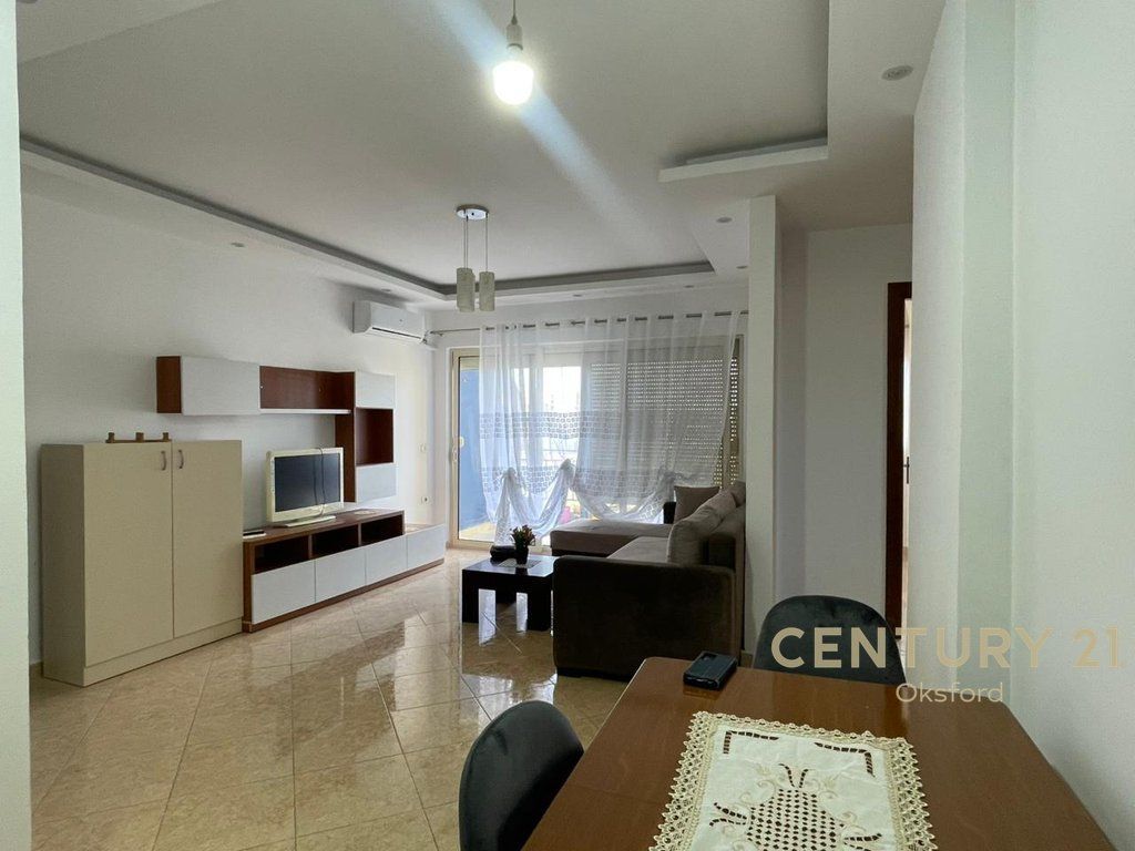PËR QIRA APARTAMENT 2+1 NË FUSHËN E AVIACIONIT