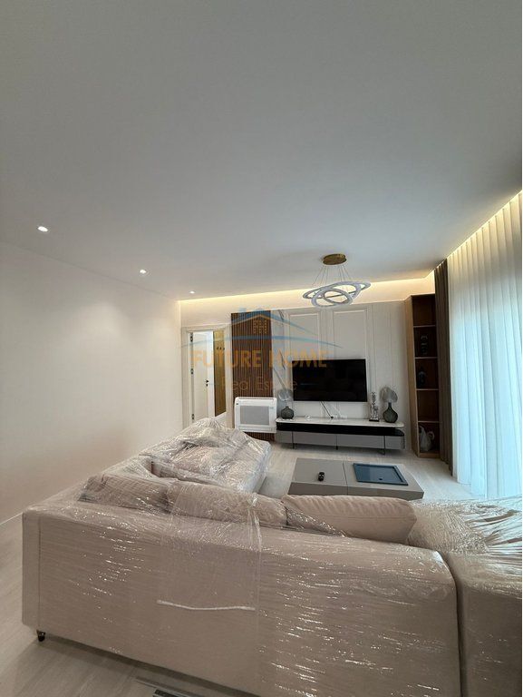 Rent, Apartment 1+1+Parking space, Odhise Paskali Street, Tirana.