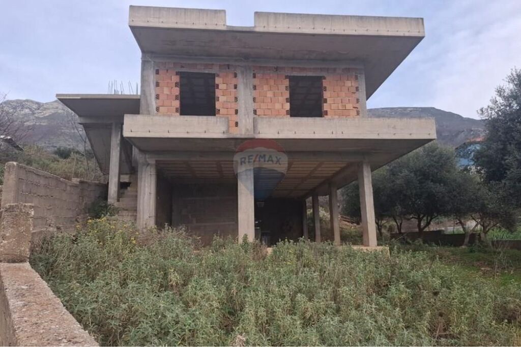 🏡 Vilë në Ndërtim – Për Shitje | Tragjas, Vlorë