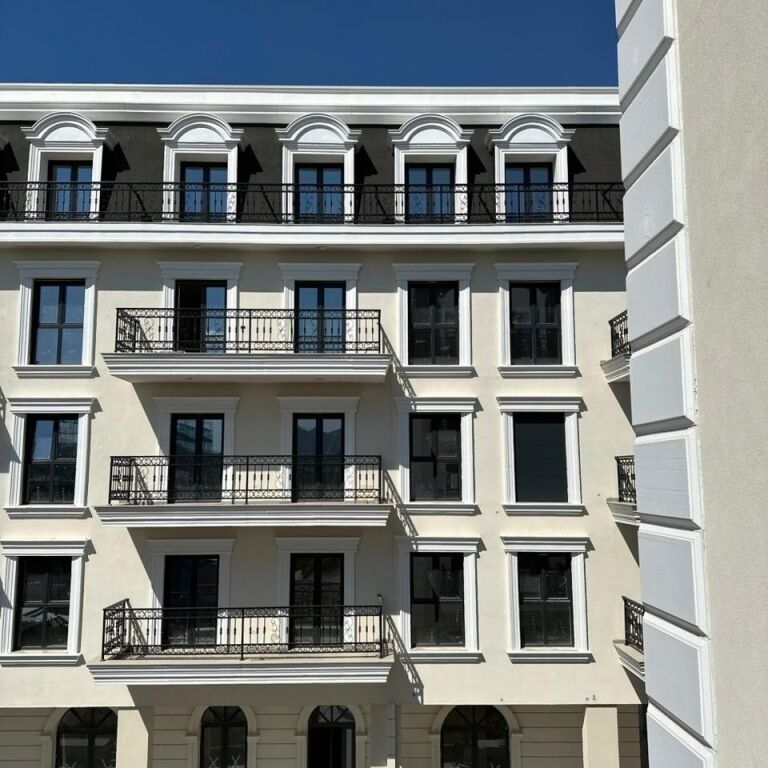 🏡 Shitet Apartament 1+1 – Tirana Porta e Re 📍
