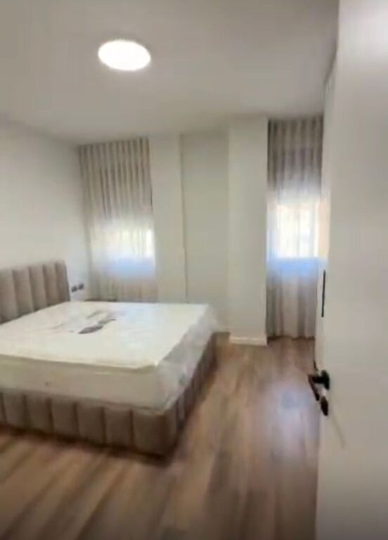 Appartamento 2+1+2+parcheggio presso la Filiale del Tesoro, Via Elbasan