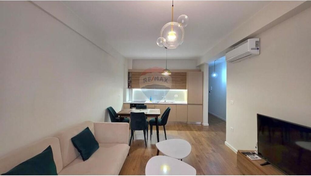 🏡 Apartment 1+1 for Rent – Aleksandër Moisiu Street, Vlora