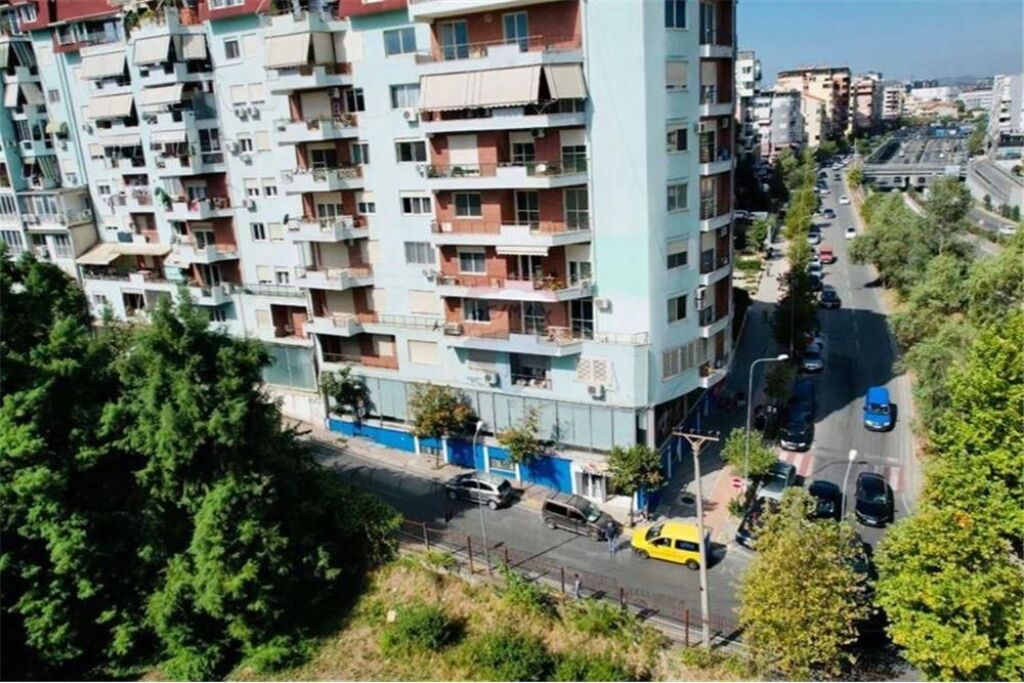 Ufficio - In Vendita - Kodra e Diellit 1, Tirana