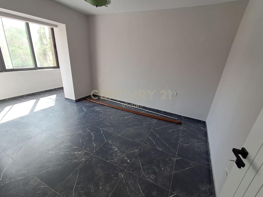 Appartamento 2+1 In Affitto a Perash, Scutari | 68 m² 350 € /Mese