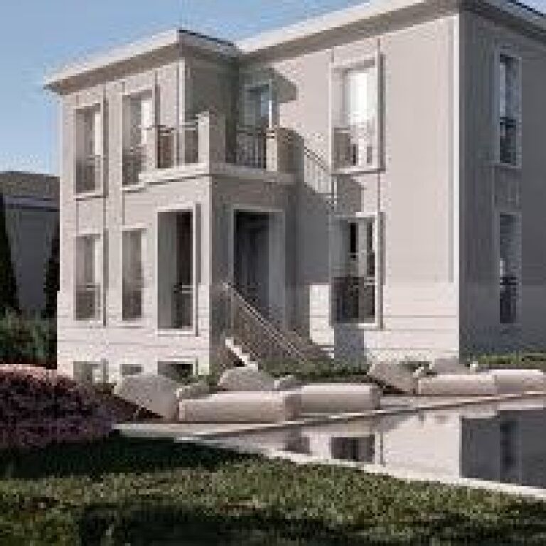 🏡✨ Vilë për Shitje 3+1+4 tualete – Rolling Hills, Liqeni i Farkës ✨🏡