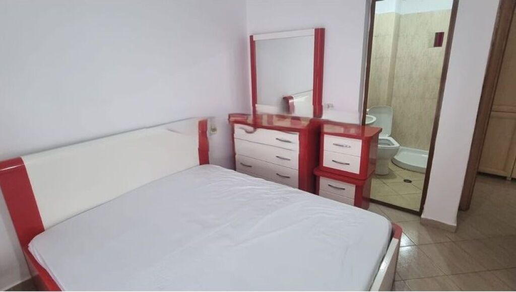 Appartamento 2+1+2 con Balconi in Affitto ad Astir!