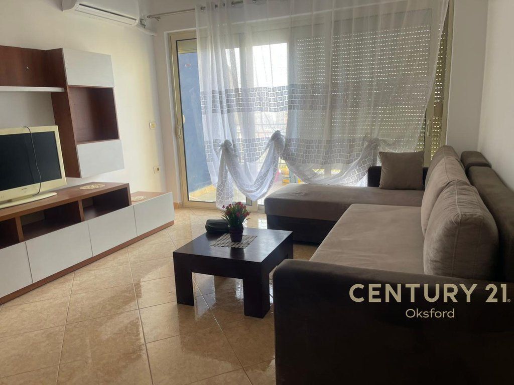 PËR QIRA APARTAMENT 2+1 NË FUSHËN E AVIACIONIT