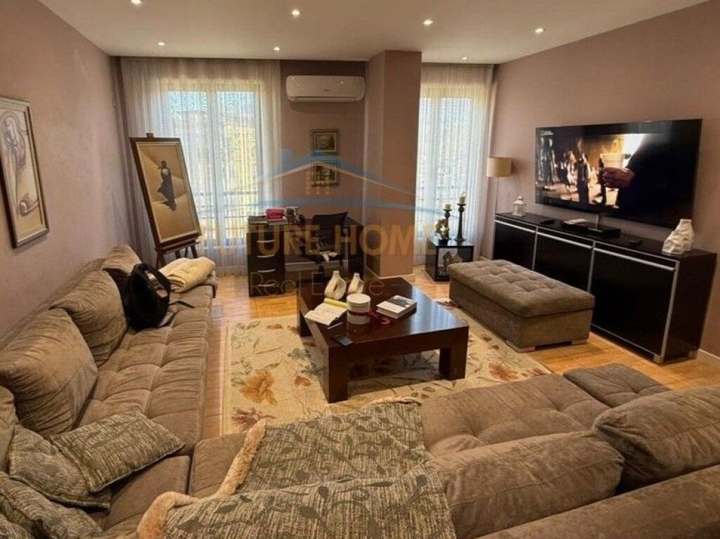 For sale, Apartment 2+1, Zogu i Zi, Tirana