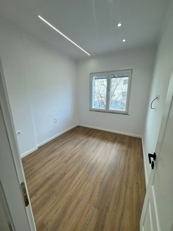 Shitet Super Apartament 2+1  Rr.Bardhyl