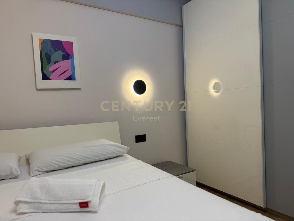 DURRËS ROAD – 2+1 APARTMENT FOR RENT NEAR HOTEL COLOSSEO!