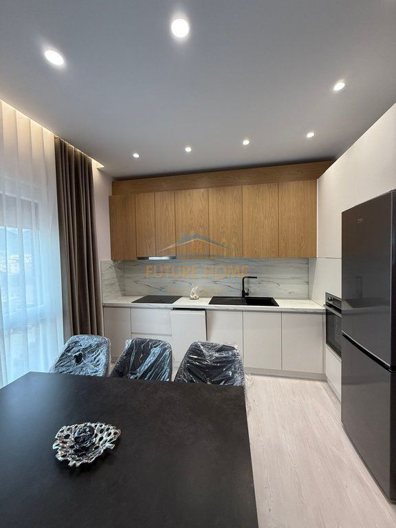 Rent, Apartment 1+1+Parking space, Odhise Paskali Street, Tirana.