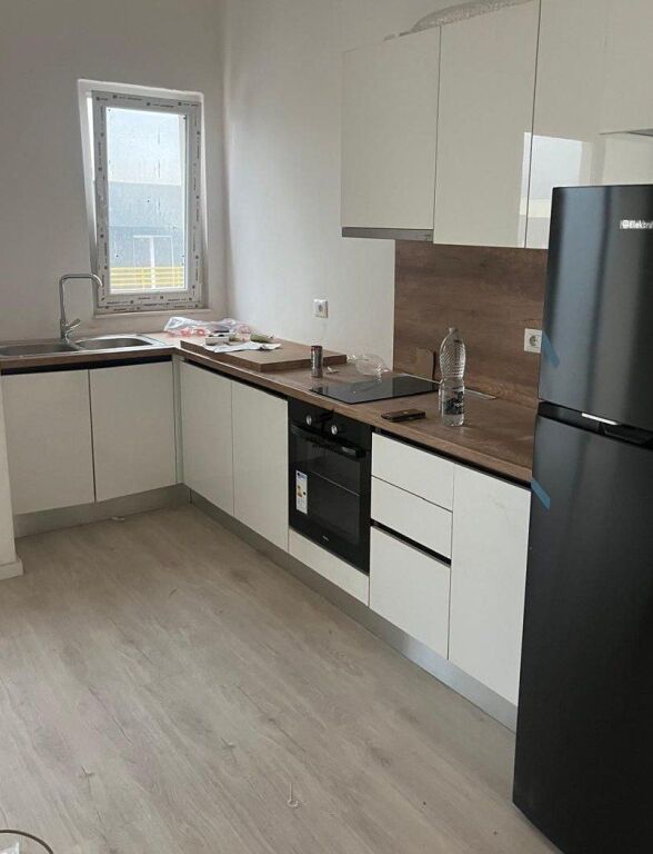 APARTAMENT ME QERA 1+1 LAPRAKE 70.000 LEKE FH-66890