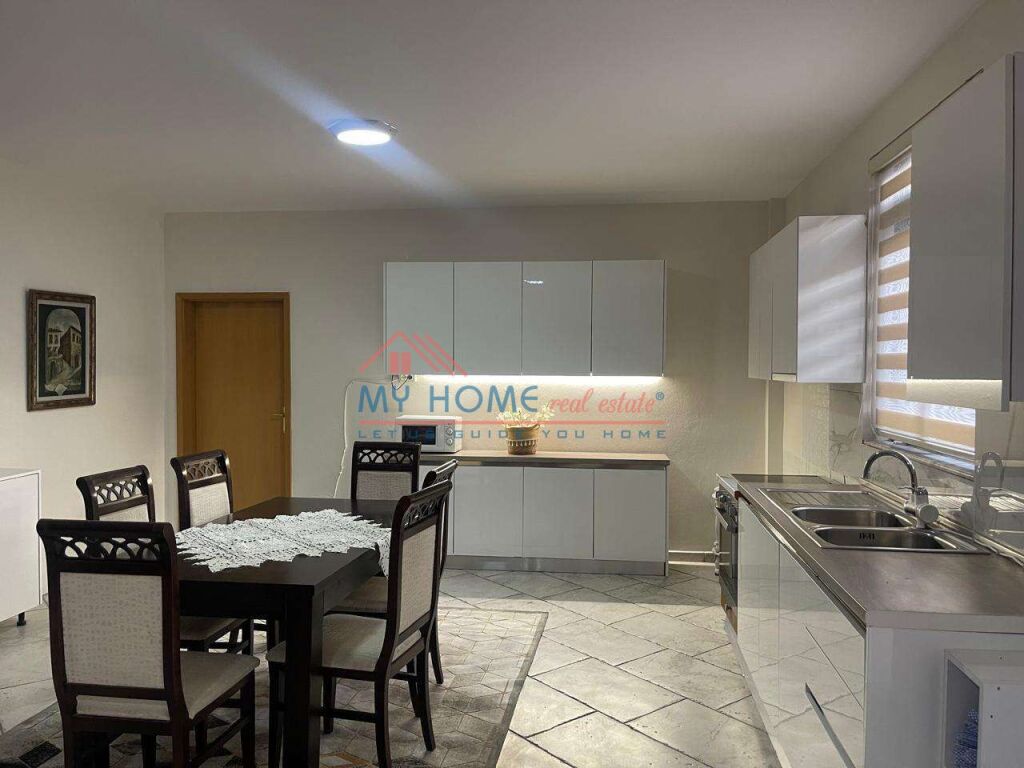 Apartament 2+1 me Qira Tek Rruga Hoxha Tahsim Tirane
