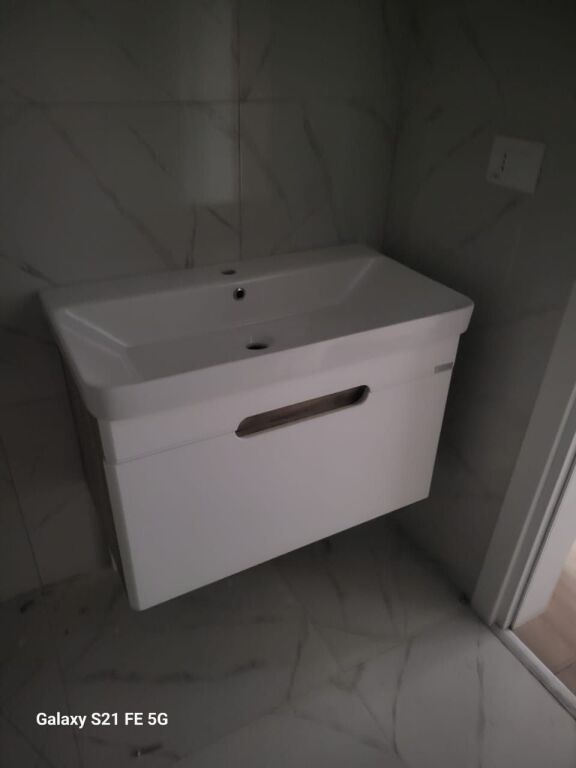 Apartament 1+1+ parkim per qira astir tek Urba Gate !