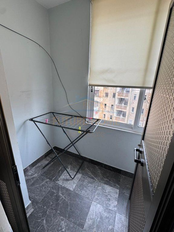 Affitto Appartamento 2+1+2, Via Fortuzi, Tirana