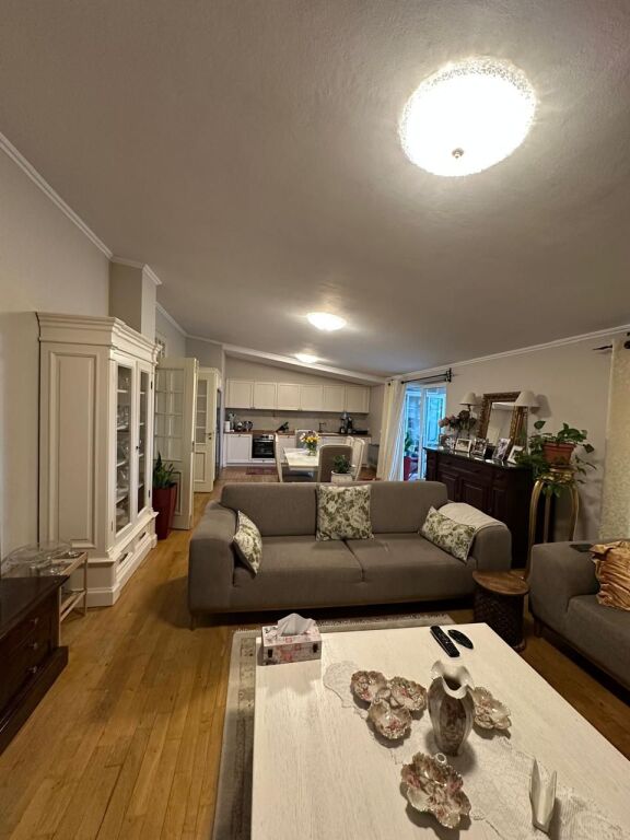 PENTHOUSE NË SHITJE – REZIDENCA KOLOMBO 2, LIQENI ARTIFICIAL I TIRANËS 522,000€