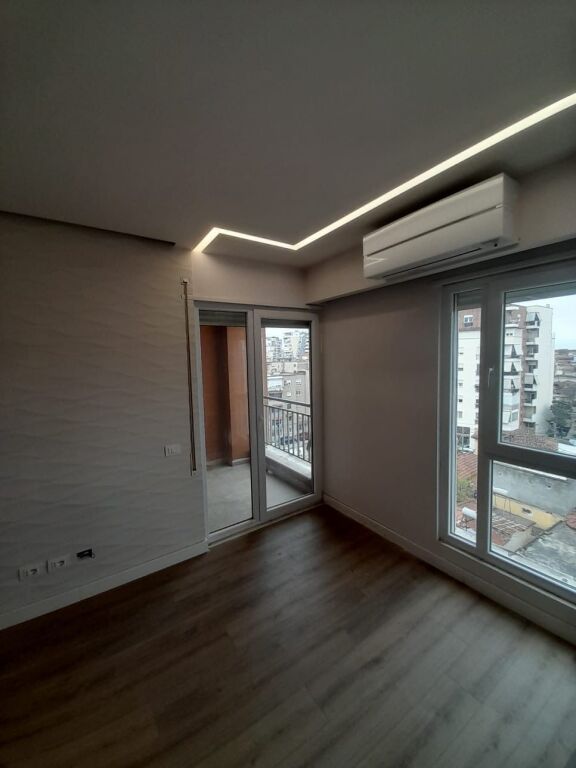 Apartment 2+1 + parking for sale near Red School