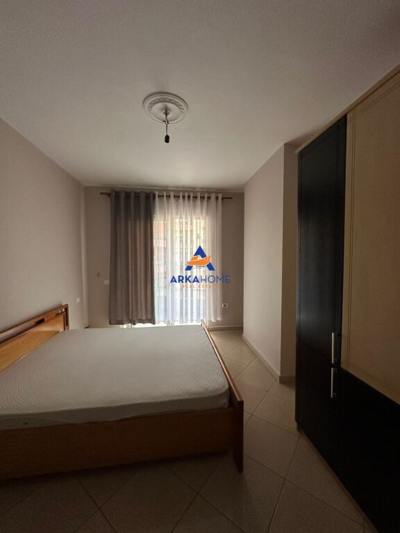 JEPET APARTAMENT ME QERA 2+1+BALLKON "AFER ADEX, ASTIR" 55.000 LEKE