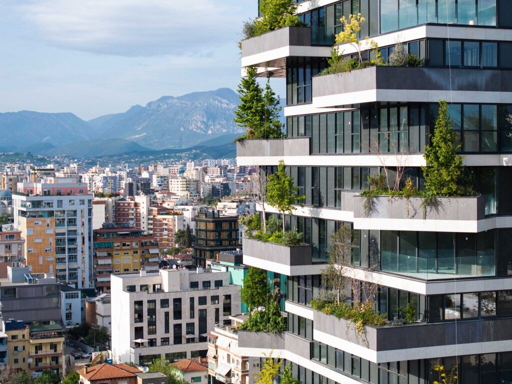 🏡 Office space for rent at Vertical Forest, near Air Albania Stadium