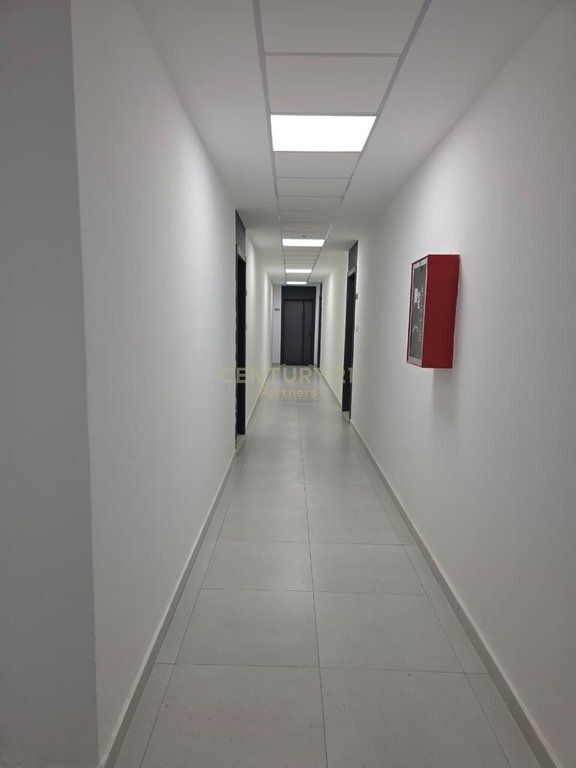 OKAZION - SHESIM APARTAMENT 2+1+2 – KOMUNA E PARISIT PRANE BAR "OSLO"