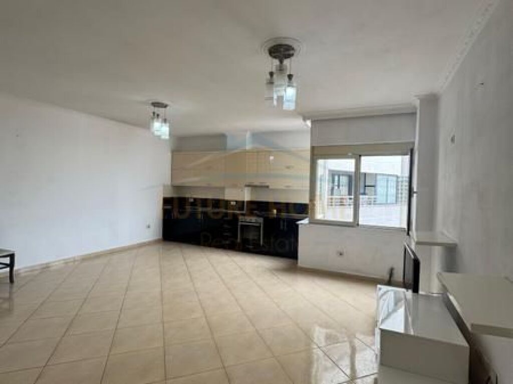 For sale, Apartment 2+1+2, New Ring near Rotonda.