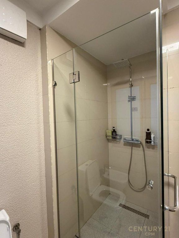 APPARTAMENTO 2+1 CON POSTO AUTO IN AFFITTO VICINO AL COMUNE DI PARIS!