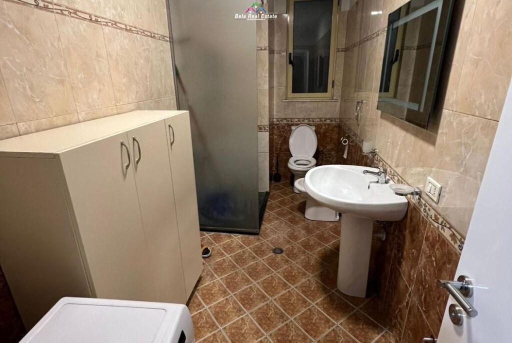 Apartament Me Qera 1+1 Ne Myslym Shyr (ID B2101604) Tirane