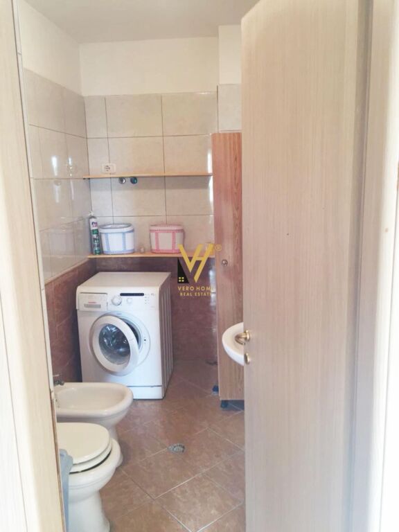 SHITET APARTAMENT 2+1+2+BLK NE FIER 100.000 EURO