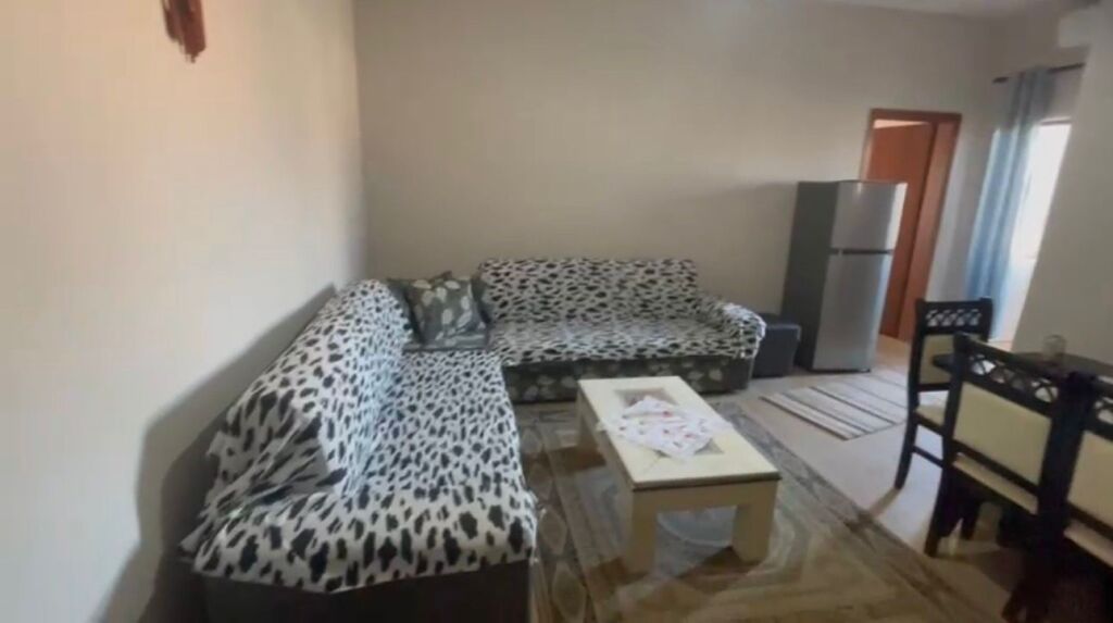Apartament me qera 1+1 - 📍Jordan Misja, prane shinave