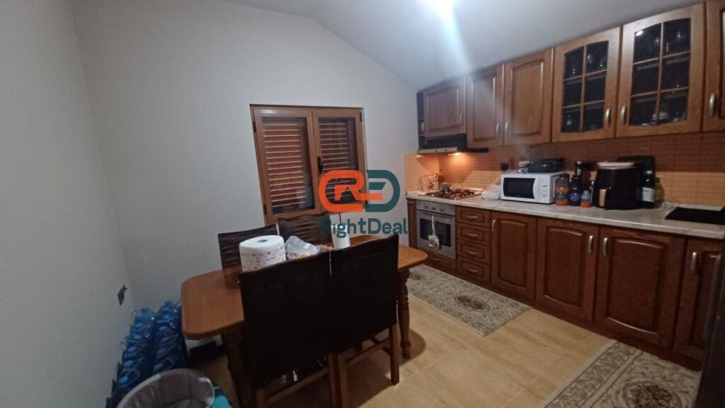 Ne Allias Shitet Vile 3-Kateshe Totalisht E Investuar Gati Per Banim!!