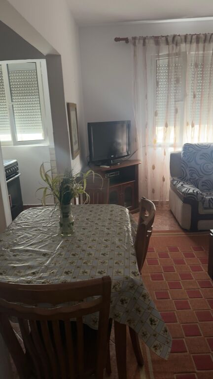 In Affitto Appartamento 2+1+1 Balcone