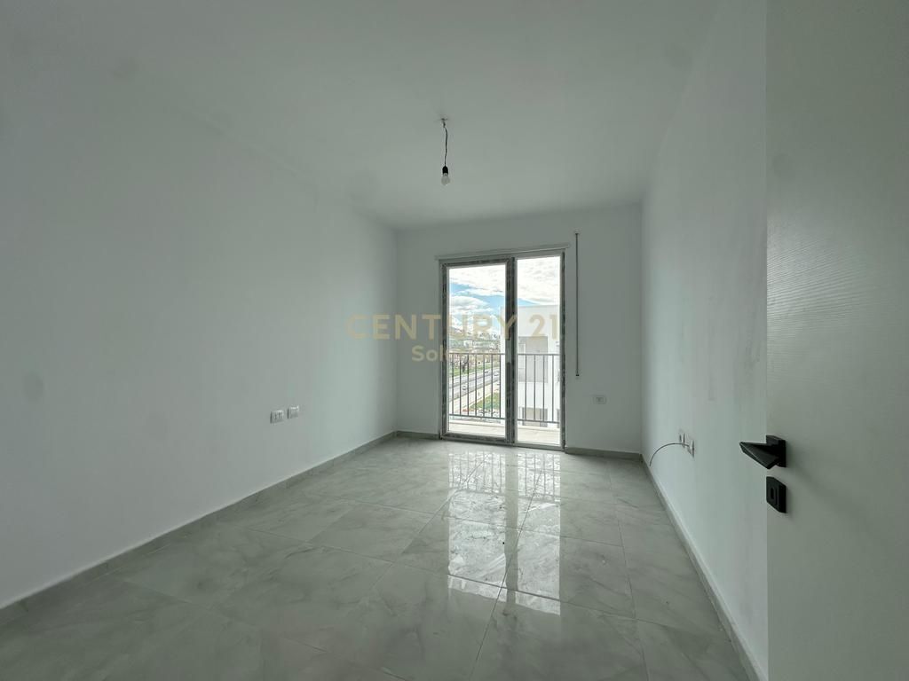 SHITET APARTAMENT 2+1 NE GOLEM