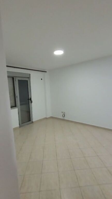 🏡 Apartment 2+1 for Rent – Kavajës Street (Condor Center)