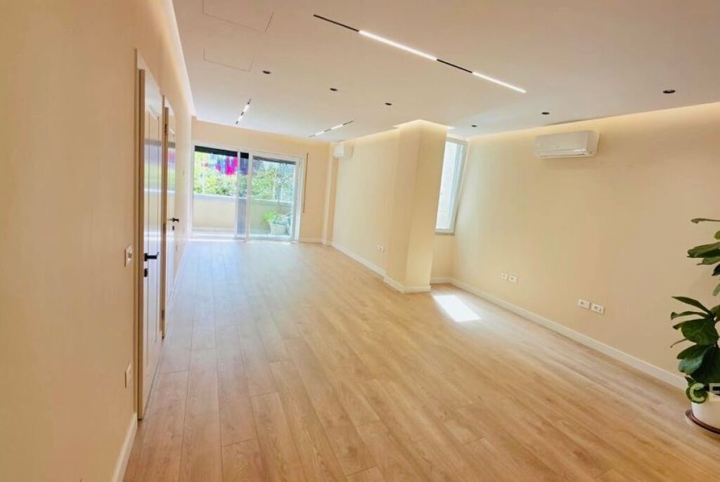 AMBJENT ELITAR ZYRASH PER QIRA!