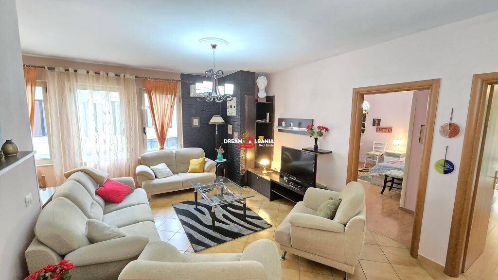 Jepet Apartament 2+1+2 tualete me qera tek Kodra e Diellit ( ID 42215491 )