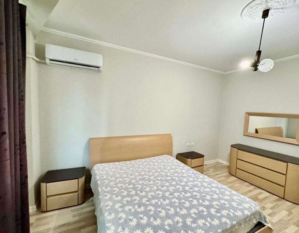 Apartament 2+1 me Parking tek Komuna e Parisit
