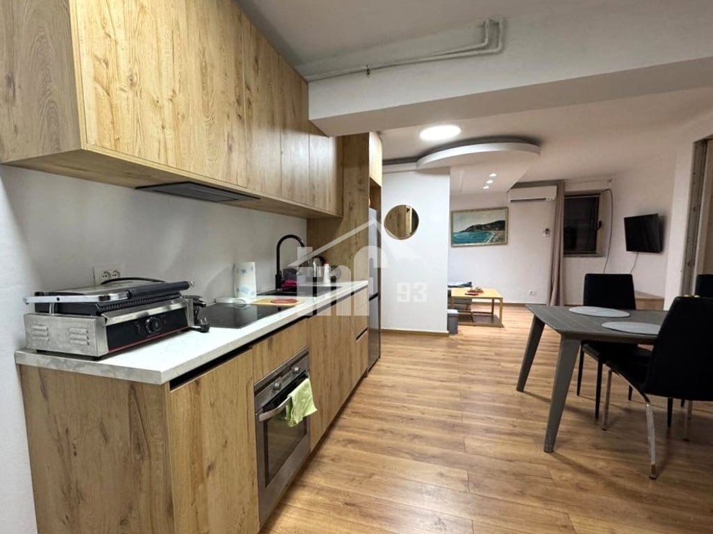 Jepet Me Qera Apartament 1+1
