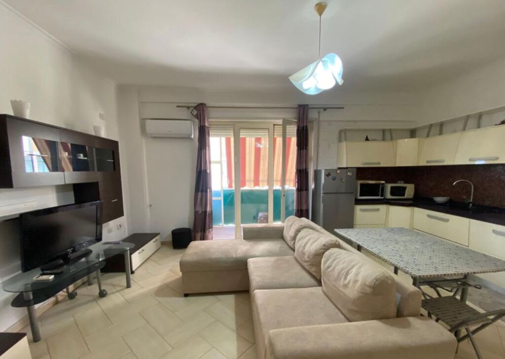 JAPIM APARTAMENT 1+1 ME QERA
