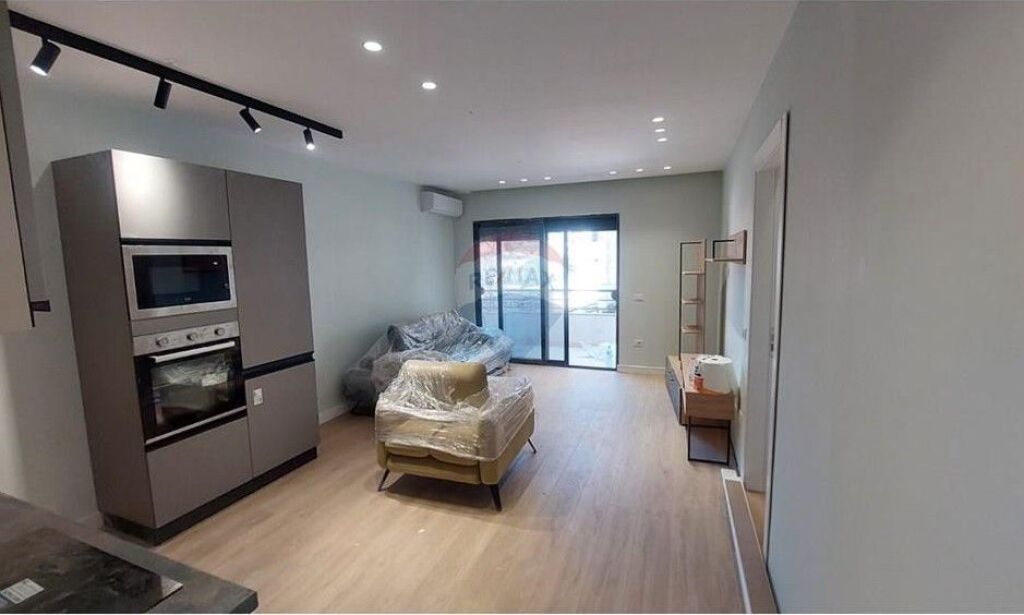 Apartament 1+1- Për Qira - Komuna e Parisit, Tiranë  ID: 530191063-1172