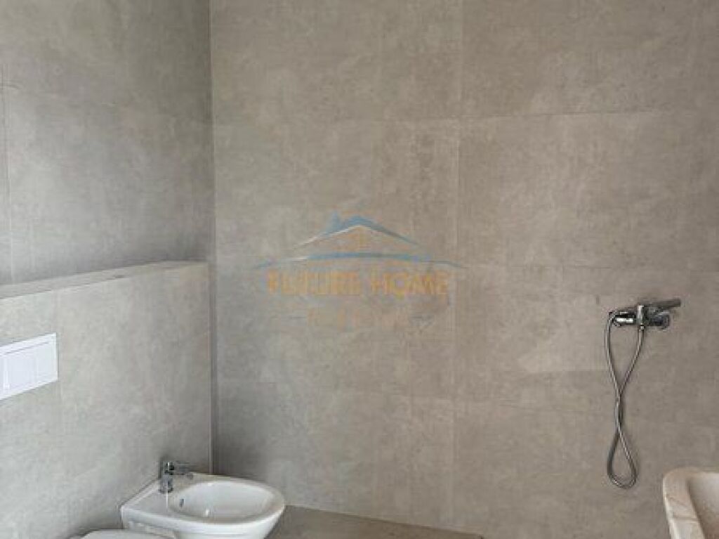 For sale, Apartment 3+1+2, Komuna e Parisit, Tirane