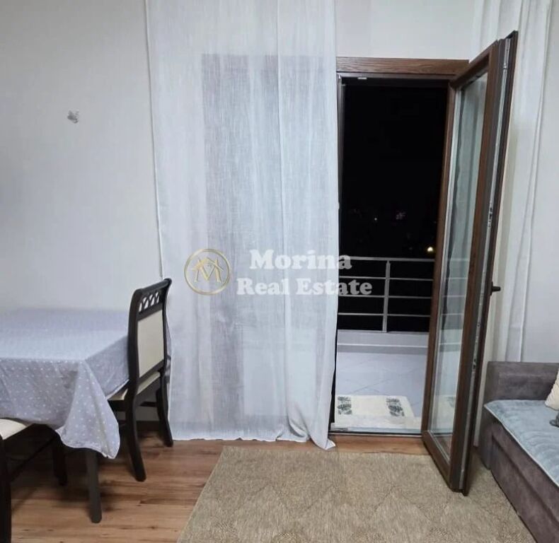 Qera | Shtëpi private 1 + 1 | Rruga e Elbasanit | 450 €/muaj