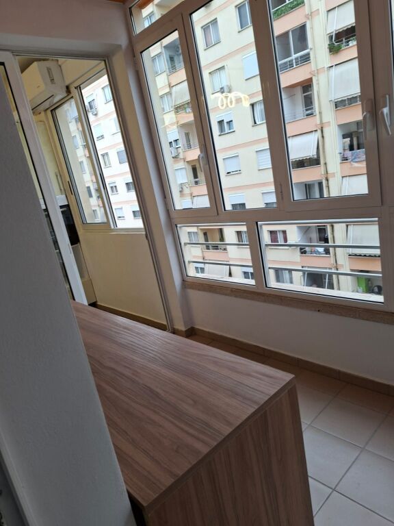 JEPET ME QIRA APARTAMENT 2+1 – ASTIR, KOMPLEKSI FRATARI, TIRANË