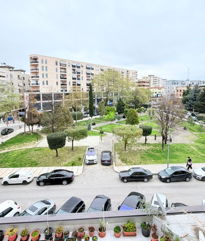 JEPET ME QERA APARTAMENT 2+1 PRANE PRANVERES, DURRES