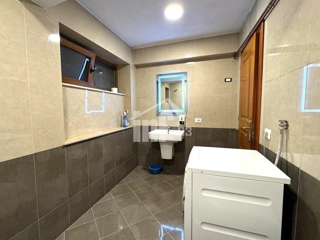 Jepet Me Qera Apartament 1+1