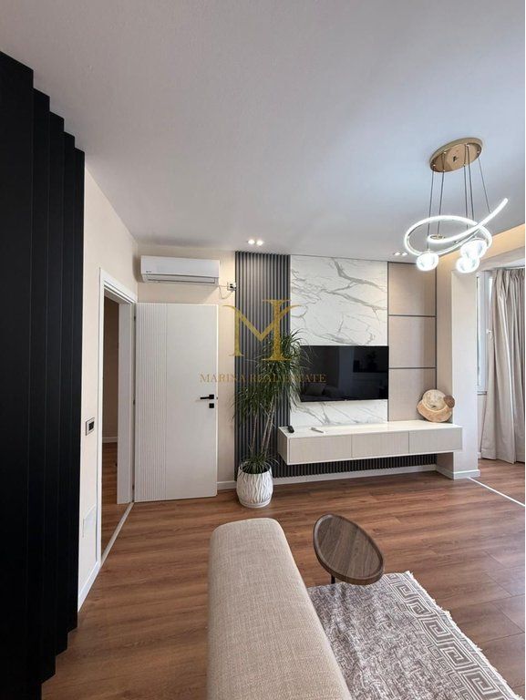 SHITET APARTAMENT MODERN 1+1 NE PLAZH ILIRIA!