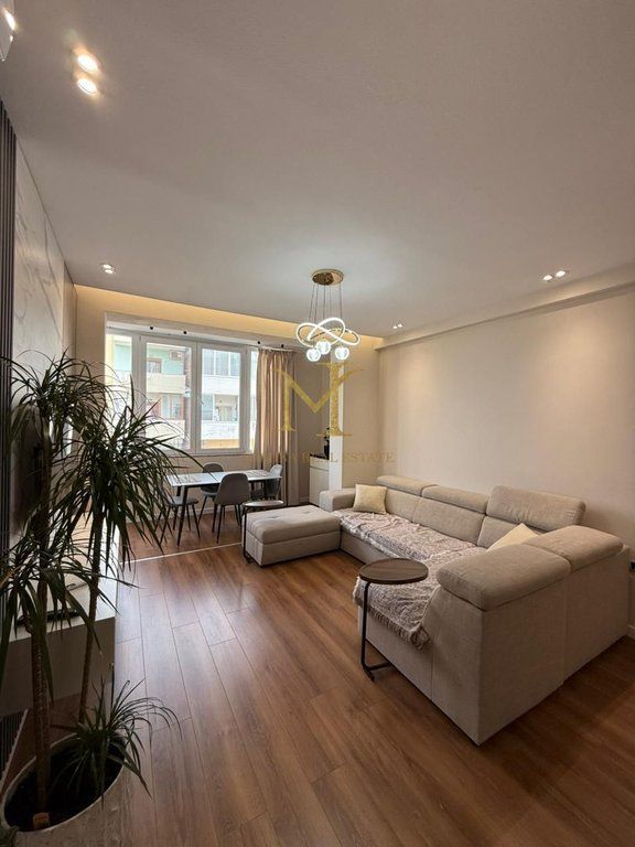 SHITET APARTAMENT MODERN 1+1 NE PLAZH ILIRIA!