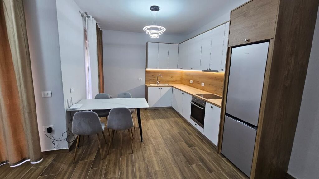 Apartament 2+1+2 per Qira, Ish Profarma!