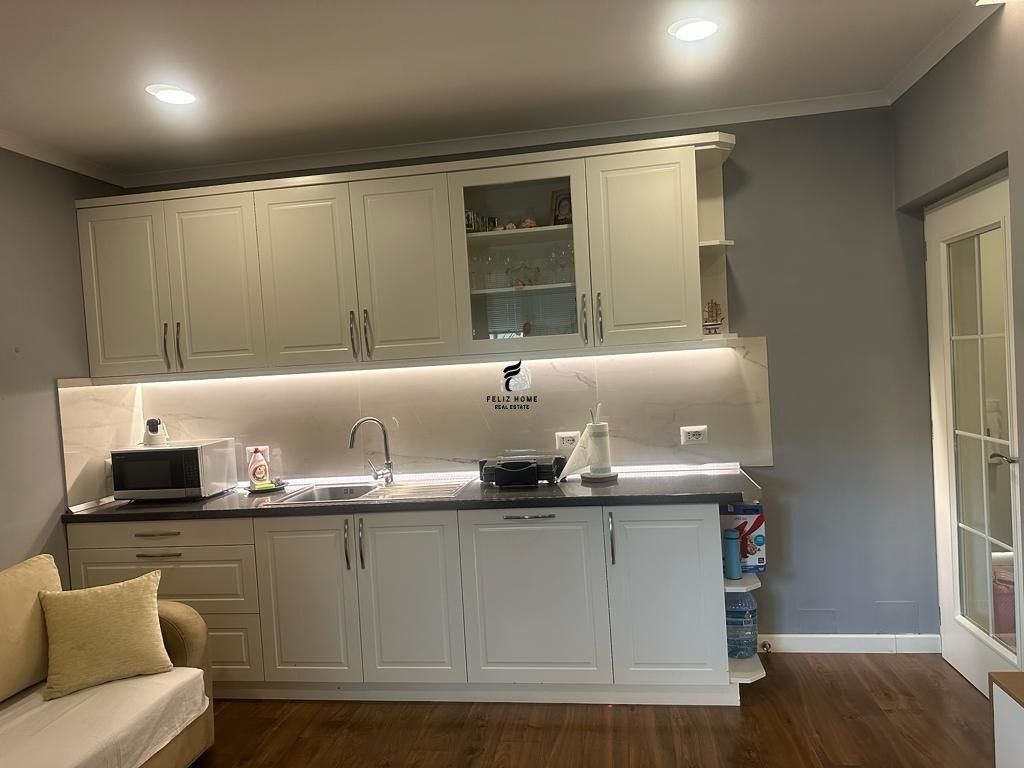 APARTAMENT ME QERA 2+1 IRFAN TOMINI 800 EURO FH-66896